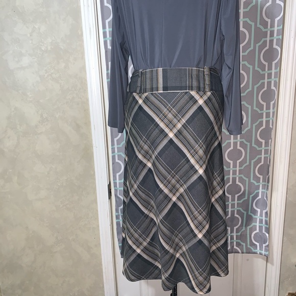 Maxie Skirt & shirt outfit - Picture 5 of 14